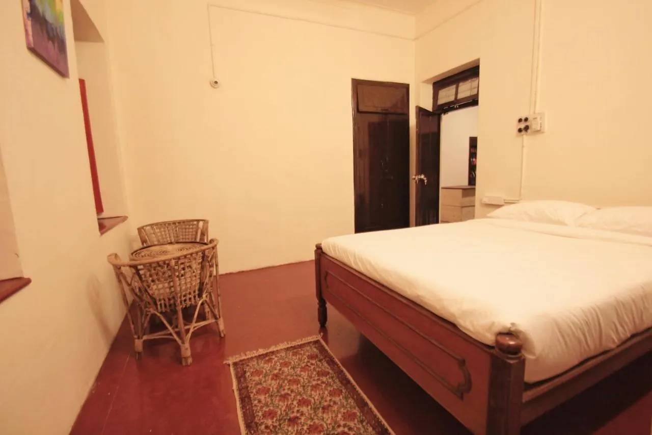 The Bunkers Ashram Hostel Mysore 0*,  India